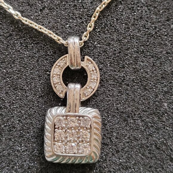 925 Sterling Silver Jewelry Set (Necklace + Earrings) - Picture 6 of 7